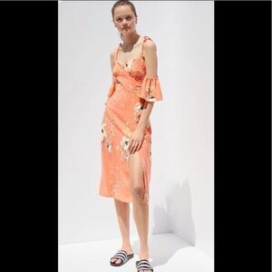 UO boardwalk midi dress  